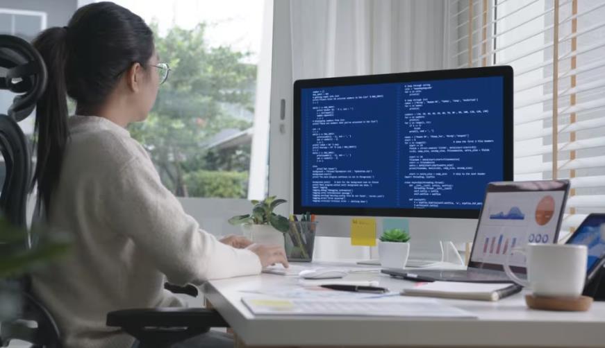 蓬江区企业数字化解决方案:机器学习赋能商业模式升级的核心路径